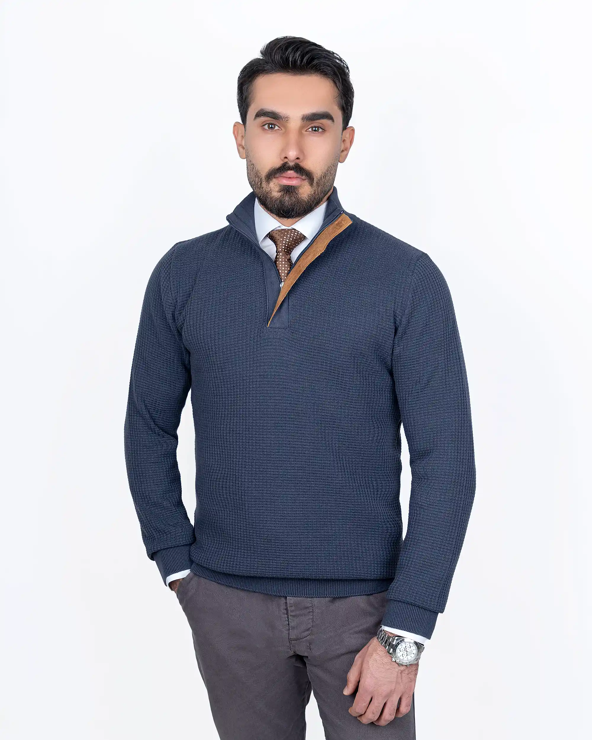 پلیور نیم زیپ یقه ایستاده شطرنجی