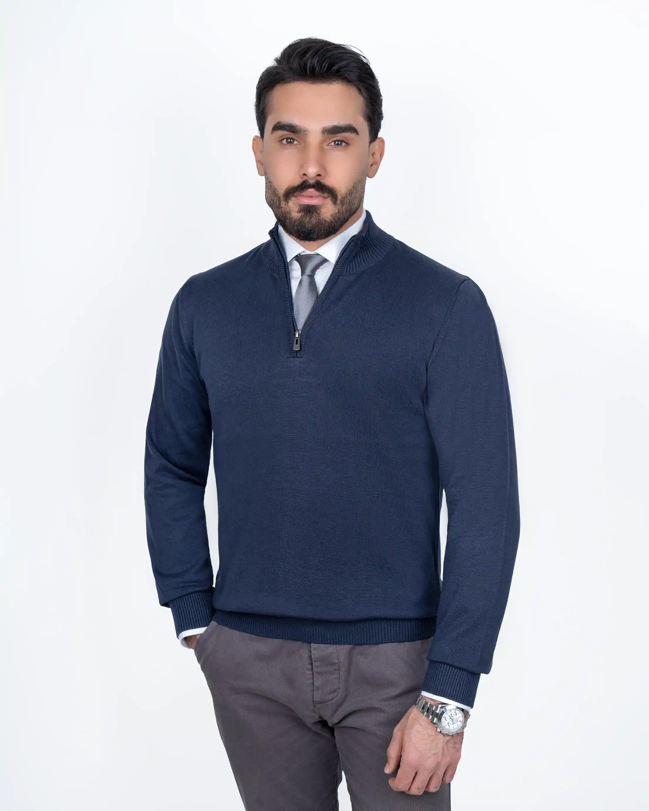 پلیور نیم زیپ یقه ایستاده